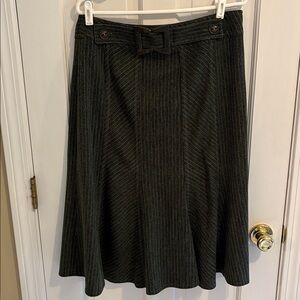 Vex collection green Pinstripe wool  Skirt with belt Detail like new